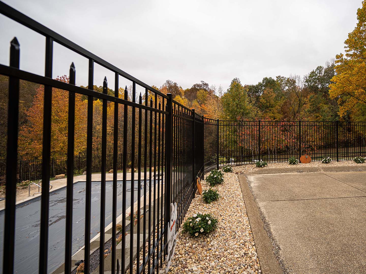 Security Fence Example in McCutchanville Indiana