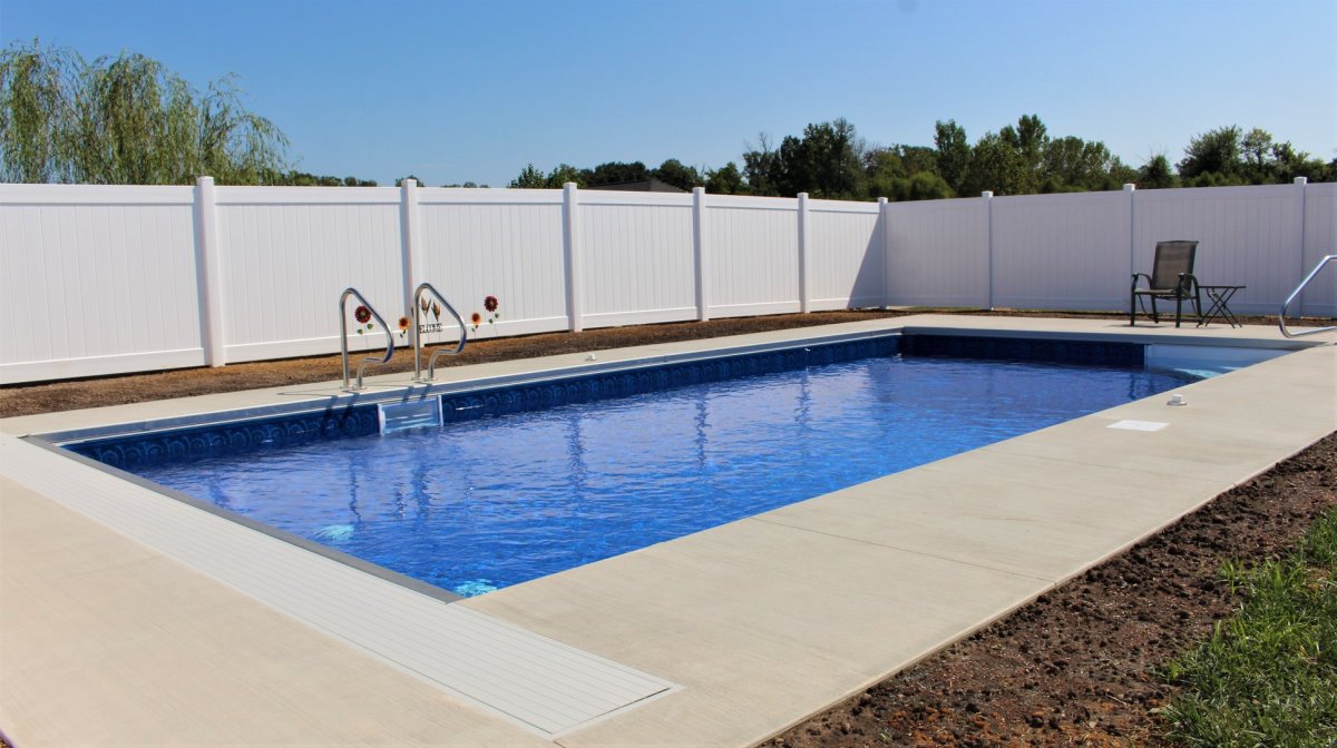 Photo of an Indiana vinyl fence