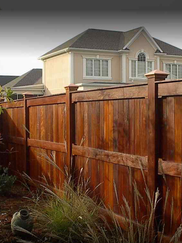 Wood fence styles that are popular in Newburgh IN
